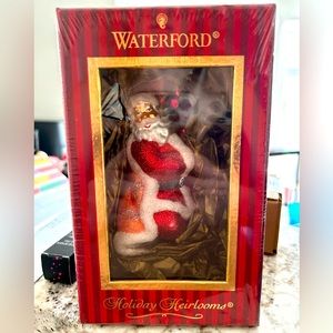 WATERFORD Heirloom Glass ROMANCE SANTA Christmas Ornament
